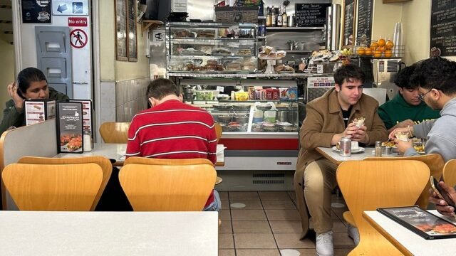 caption (21)