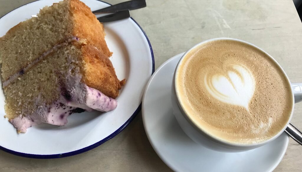 capucchino-and-violet
