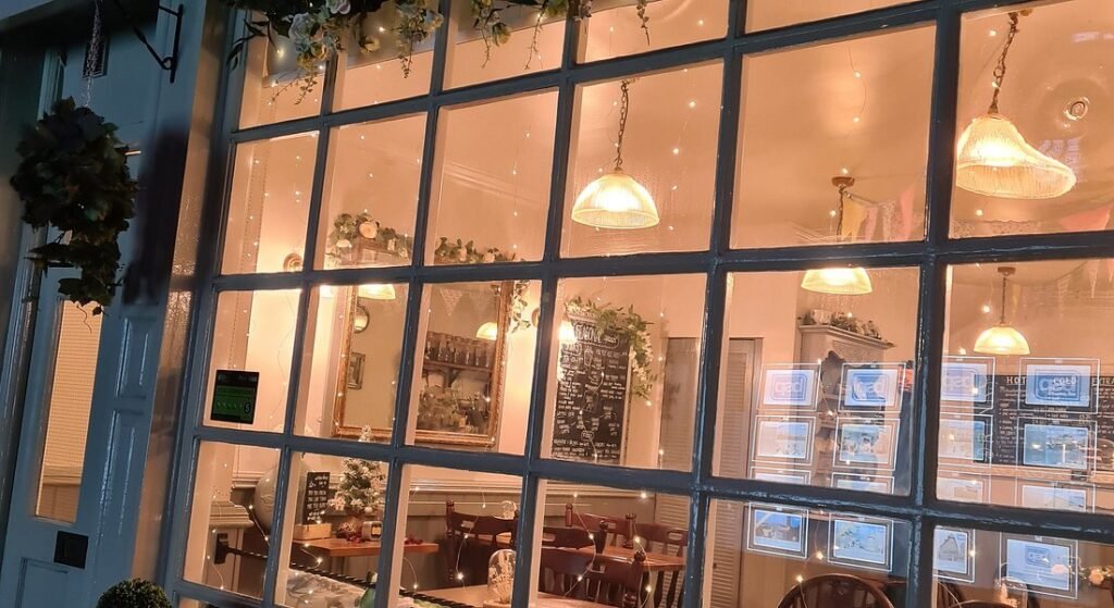 christmas-at-the-tea