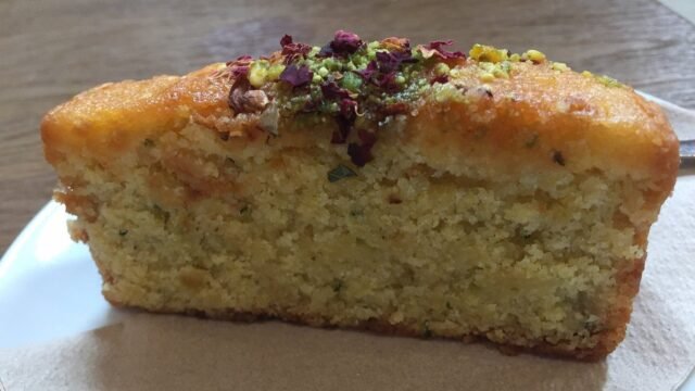 lemon-and-courgette-cake