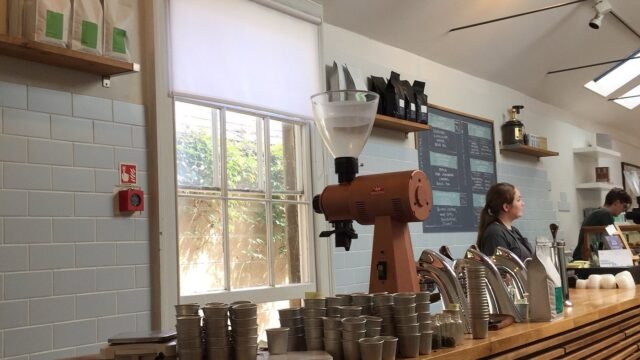 minimal-style-cafe-with