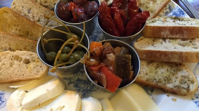 my-vege-deli-platter
