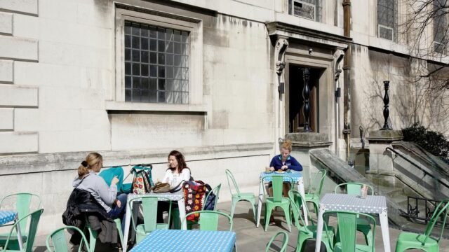 wren-cafe-outside-seating